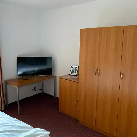 Casa de hóspedes Hannes 3*